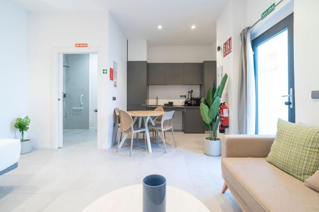 Vlc Host - Bellvis Valencia